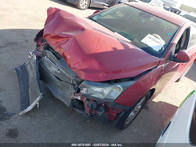 Chevrolet Cruze 1lt Auto 2014 1G1PC5SB7E7243880 Image 2