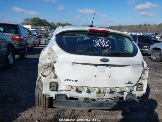 Ford FOCUS SE 2016 1FADP3K20GL374734 Image 6