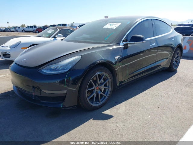 Tesla MODEL 3 2019 5YJ3E1EA8KF296640 Image 2
