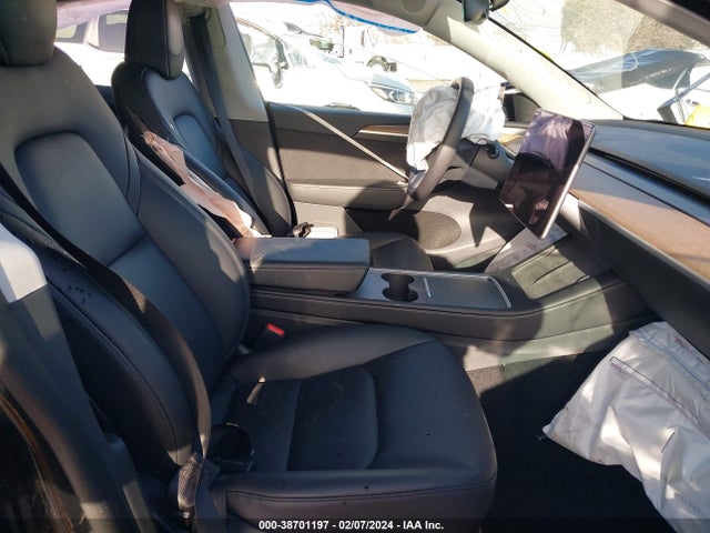 Tesla Model Y 2023 7SAYGDEE1PA025642 Image 5