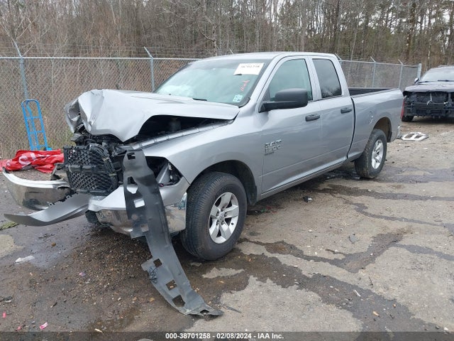 1C6RR6FG8LS139247 RAM 1500 Classic Tradesman Quad Cab 4x2 6'4 Box