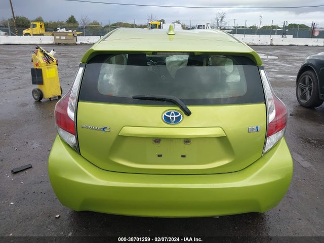 Toyota Prius C One 2015 JTDKDTB32F1090034 Image 16