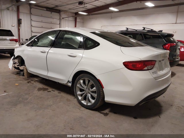 Chrysler 200 S 2015 1C3CCCBG2FN673615 Image 3