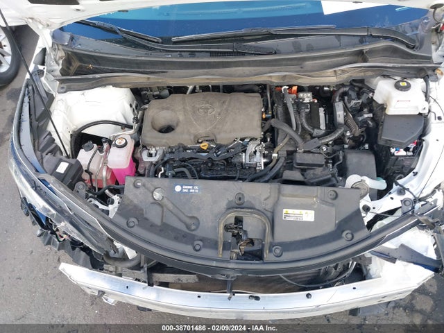 Toyota SIENNA LE 2021 5TDBRKEC6MS021337 Image 10