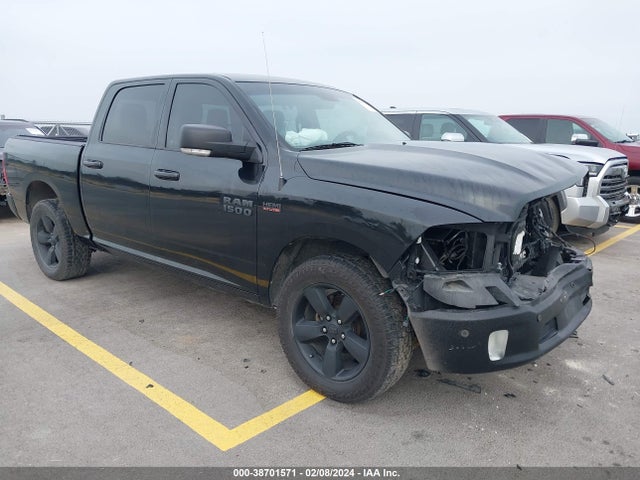 2018 1C6RR7LTXJS241301 main image