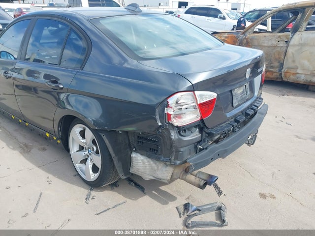 2006 BMW 325I VIN: WBAVB13526PT21984