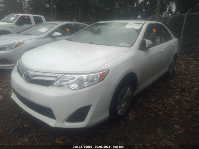 Toyota CAMRY LE 2014 4T1BF1FK5EU420984 Image 2
