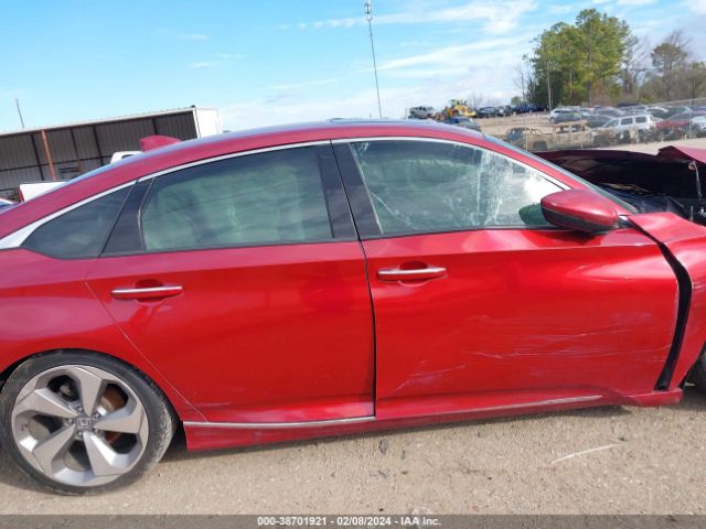 1HGCV2F90JA015532 Honda Accord Touring 2.0t