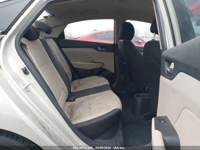 Hyundai ACCENT SE 2018 3KPC24A37JE028605 Image 8