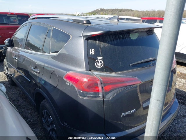 Toyota RAV4 LE 2017 JTMZFREV0HJ705014 Image 3