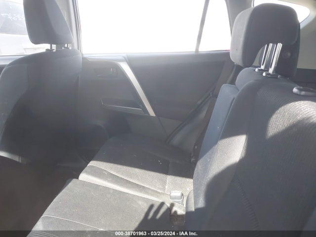 Toyota RAV4 LE 2017 JTMZFREV0HJ705014 Image 8