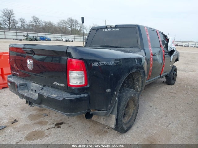 38701973 :رقم المزاد ، 3C63RRLL2KG609822 vin ، 2019 Ram 3500 Big Horn Mega Cab 4x4 6'4 Box مزاد بيع