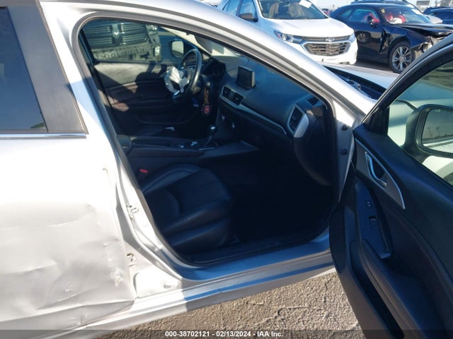 3MZBN1V71HM151229 Mazda Mazda3 Touring
