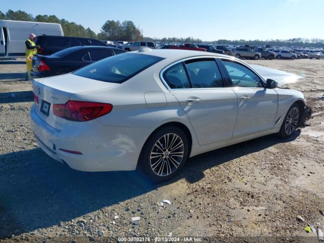 WBAJA7C35HG904362 BMW 530i Xdrive