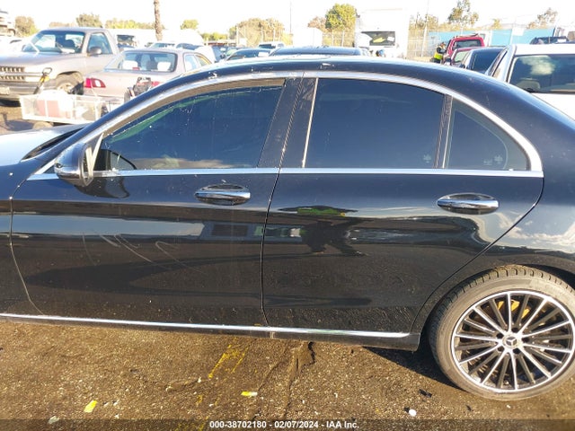 W1KWF8DB5LR590205 Mercedes-Benz C 300