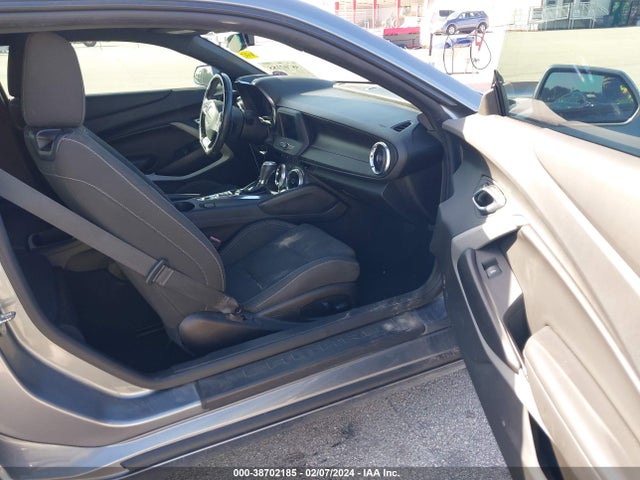 Chevrolet Camaro 1lt 2019 1G1FB1RX0K0126493 Image 5