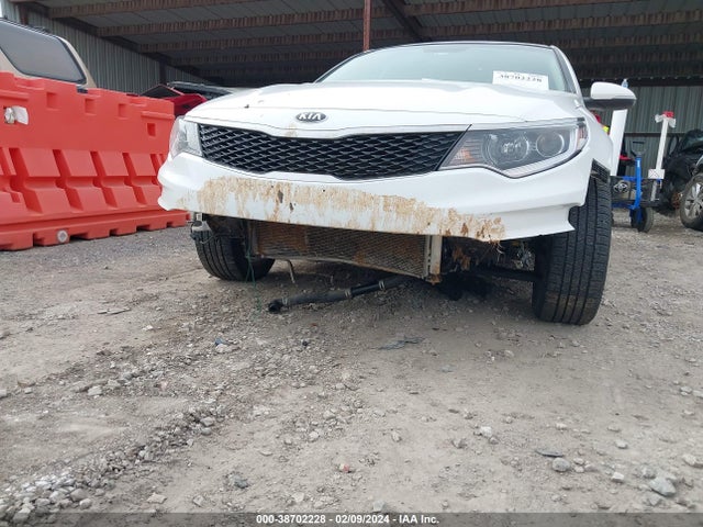 KIA Optima Lx 2017 5XXGT4L3XHG122328 Image 6