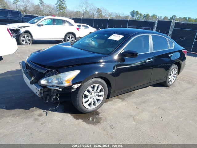Nissan Altima 2.5 S 2015 1N4AL3AP4FC223227 Image 2
