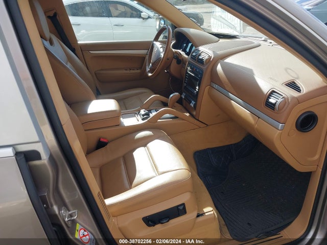 2009 PORSCHE CAYENNE WP1AA29P99LA04622 Photo 4