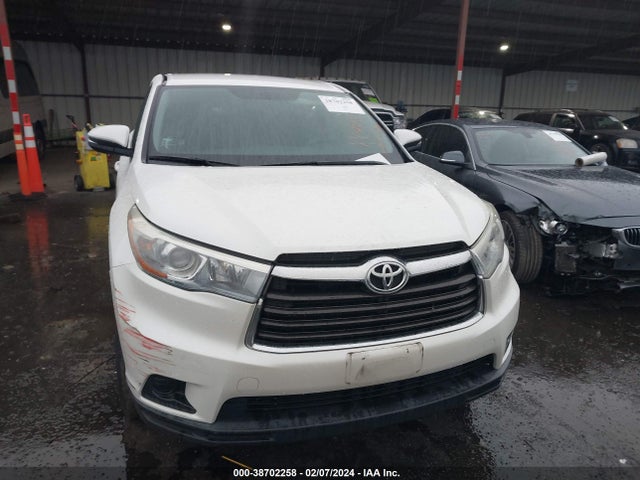Toyota Highlander Le V6 2015 5TDBKRFH9FS124567 Image 11