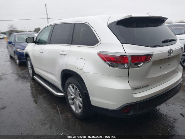 Toyota Highlander Le V6 2015 5TDBKRFH9FS124567 Image 3
