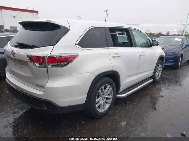 Toyota Highlander Le V6 2015 5TDBKRFH9FS124567 Image 4