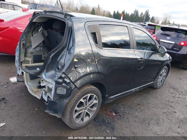 Chevrolet Sonic Lt Auto 2018 1G1JD6SG2J4136168 Image 4