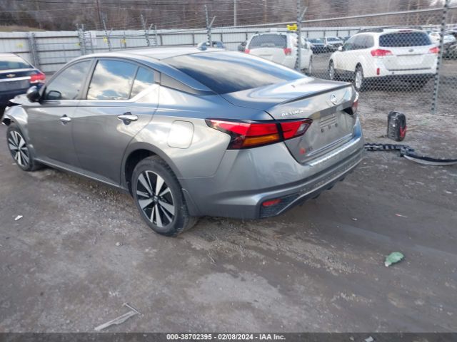 1N4BL4DW5NN361116 Nissan Altima Sv Intelligent Awd