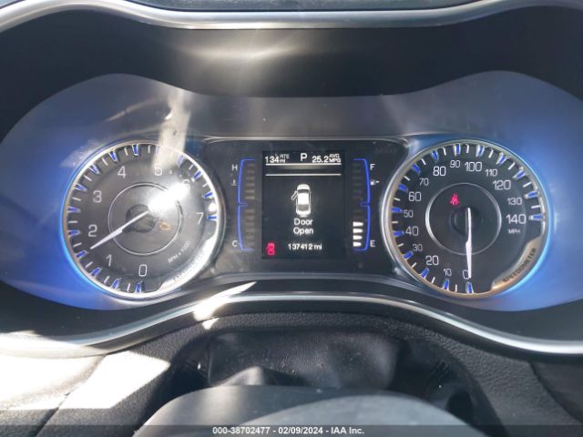 1C3CCCAB1FN747600 Chrysler 200 Limited