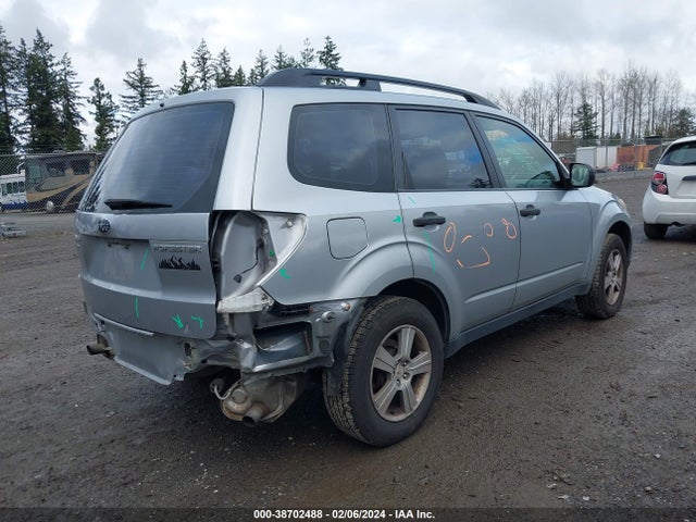 38702488 :رقم المزاد ، JF2SHBBC9CH410971 vin ، 2012 Subaru Forester 2.5x مزاد بيع