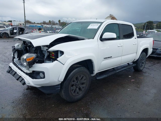 Toyota Tacoma Sr5 V6 2017 3TMAZ5CN5HM043062 Image 2