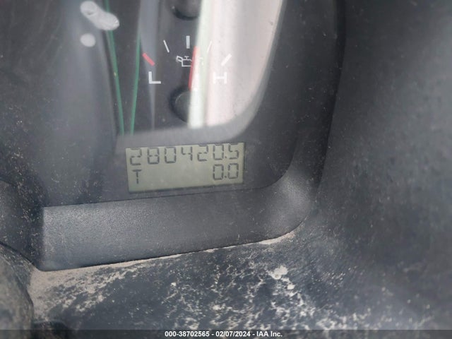 2005 FORD F-150 STX/XL/XLT VIN: 1FTRX12W85NA20565