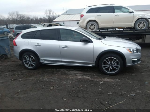 YV440MWK9H1032157 Volvo V60 Cross Country T5