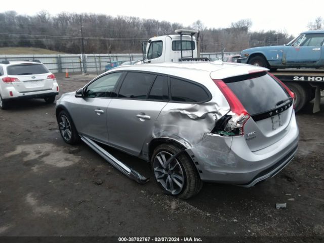 YV440MWK9H1032157 Volvo V60 Cross Country T5
