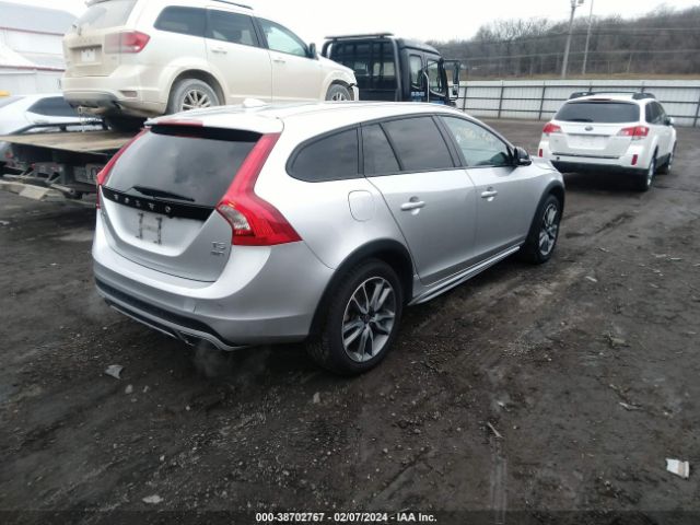 YV440MWK9H1032157 Volvo V60 Cross Country T5
