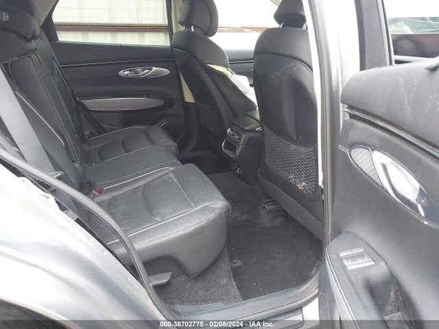 Genesis Gv70 2.5t Awd 2022 KMUMADTB7NU067775 Image 8