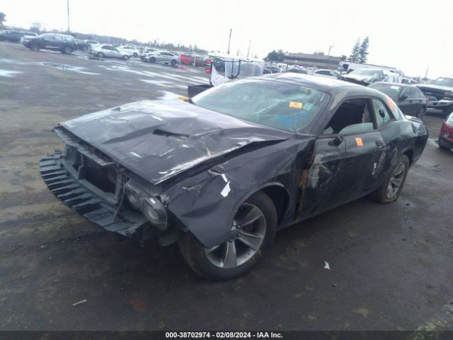2C3CDZAG9JH161627 Dodge Challenger Sxt