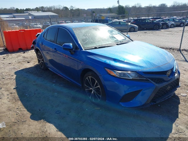 Toyota CAMRY SE 2018 4T1B11HK2JU026719 zdjęcie główne