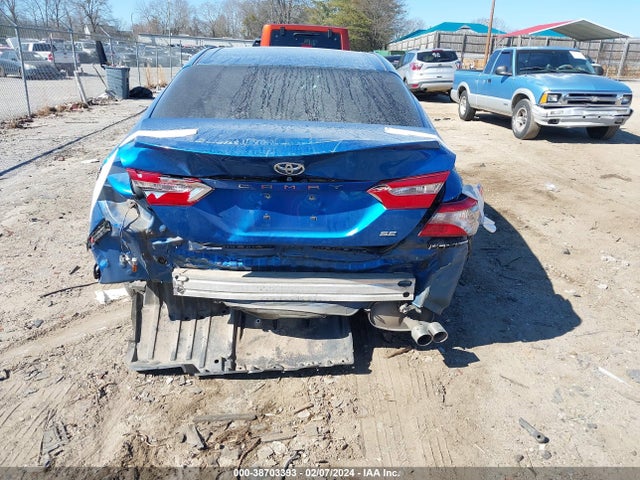 Toyota CAMRY SE 2018 4T1B11HK2JU026719 Image 17