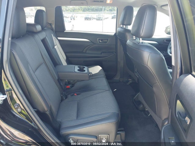 Toyota Highlander Le Plus V6 2016 5TDZKRFH2GS168636 Image 8