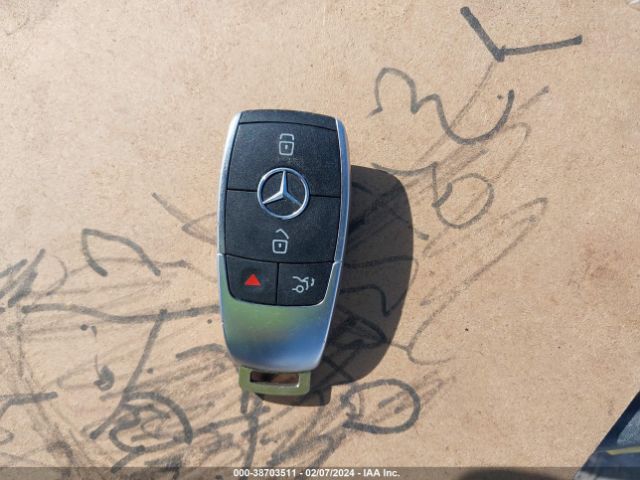 WDD3G4EB1KW009497 Mercedes-Benz A 220