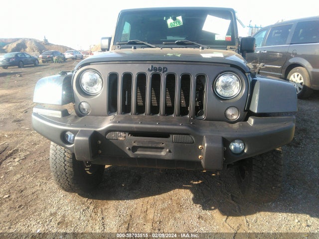 1C4BJWDG8JL811996 Jeep Wrangler Jk Unlimited Freedom Edition 4x4
