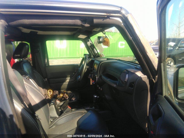 1C4BJWDG8JL811996 Jeep Wrangler Jk Unlimited Freedom Edition 4x4