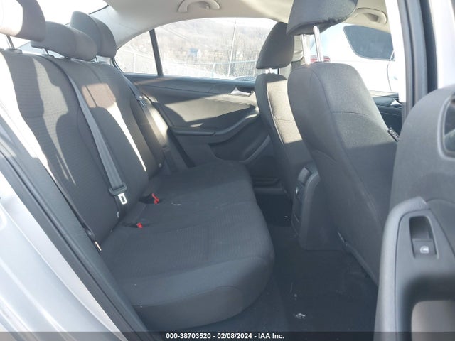 3VW267AJ7GM341973 Volkswagen Jetta 1.4t S