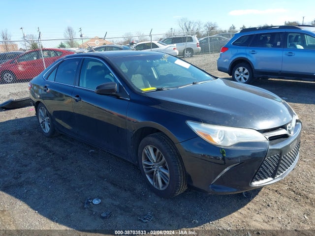 Toyota CAMRY SE 2015 4T1BF1FK4FU046269 головне зображення