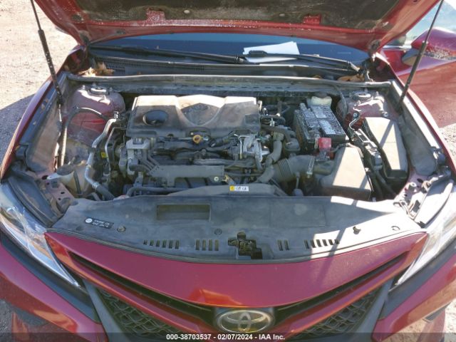 4T1B11HK8JU652467 Toyota CAMRY SE