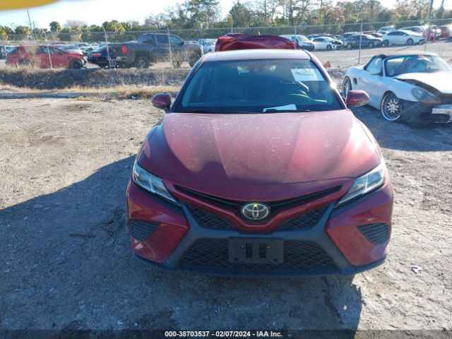 4T1B11HK8JU652467 Toyota CAMRY SE