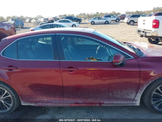 4T1B11HK8JU652467 Toyota CAMRY SE