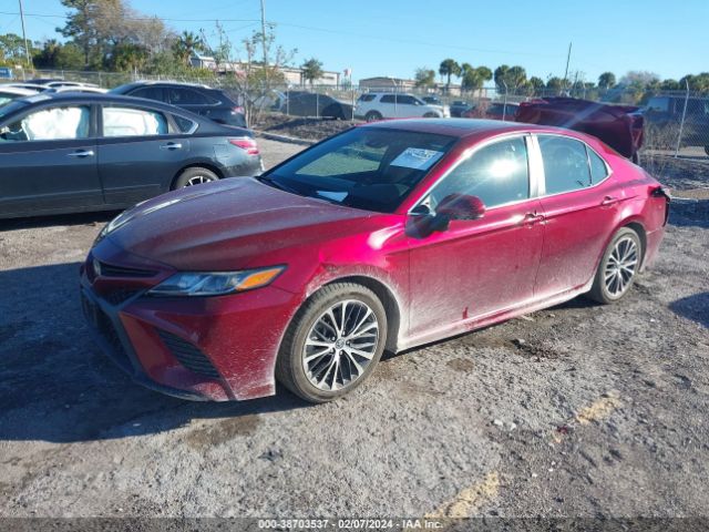 4T1B11HK8JU652467 Toyota CAMRY SE