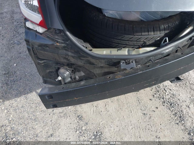 Toyota COROLLA LE 2019 2T1BURHE1KC216417 Image 21